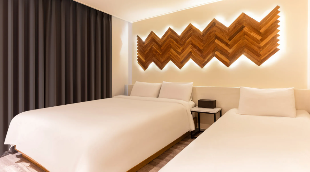 room-card-img-0